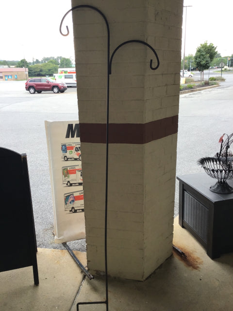 DOUBLE WROUGHT IRON PLANT HANGERS  Consign-it Furniture, LLC