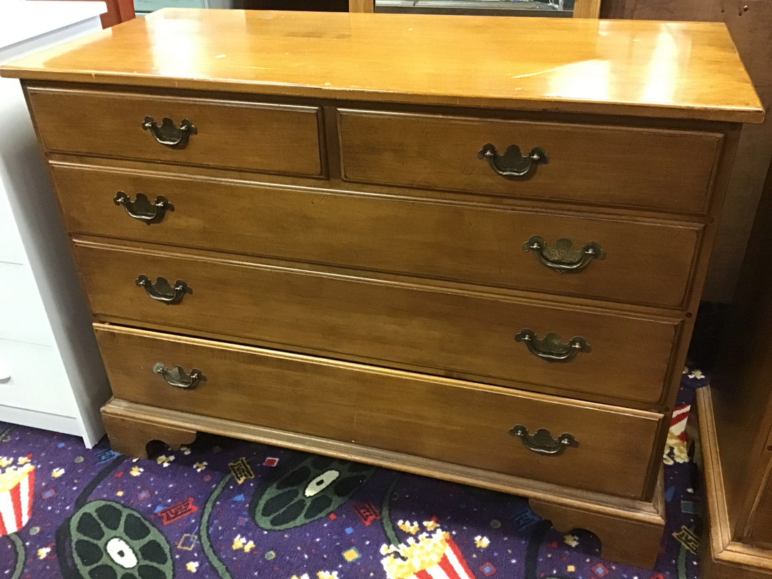 Ethan Allen Dresser w/ Mirror  Consign-it Furniture, LLC